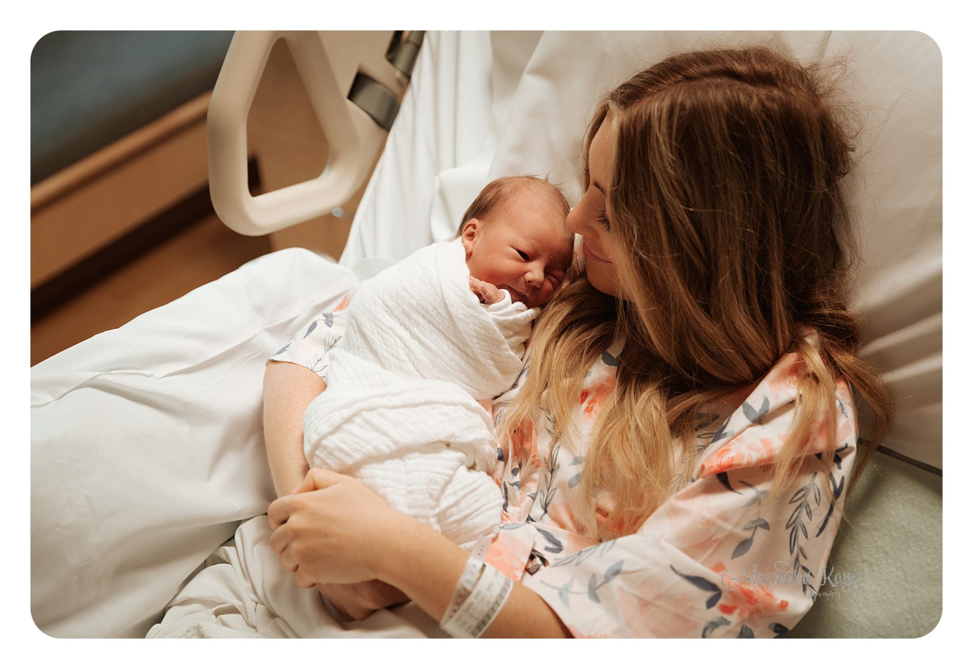 Santa Monica Hospital Session - NEWBORN Photographer Alexandra Kayy Photography