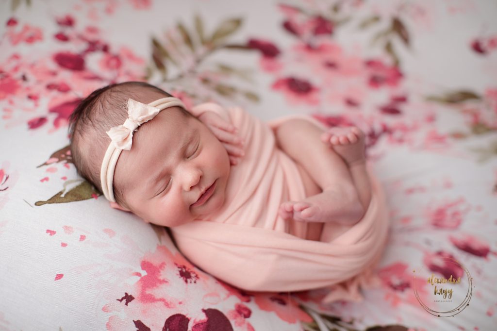 phoenix newborn photographer, newborn photography near me, newborn portraits in phoenix