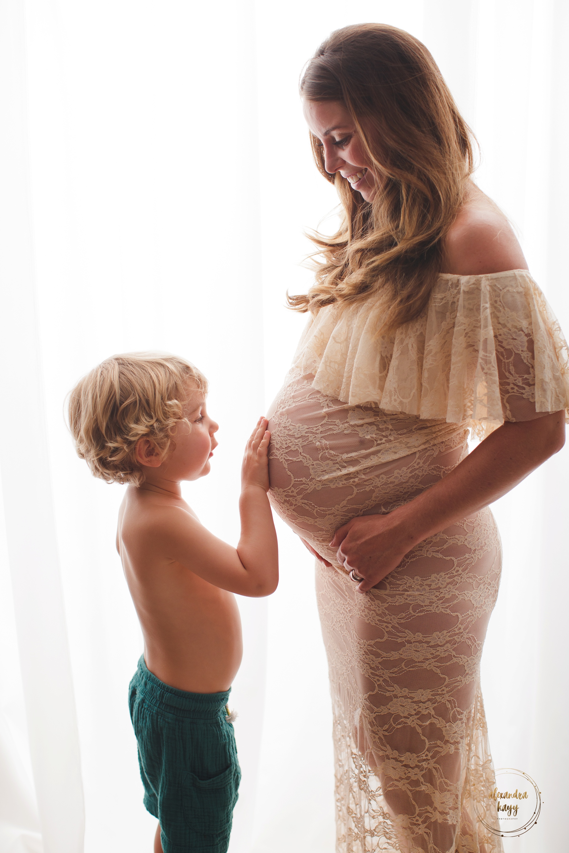 Belly to Baby Mini Sessions in Phoenix, Arizona