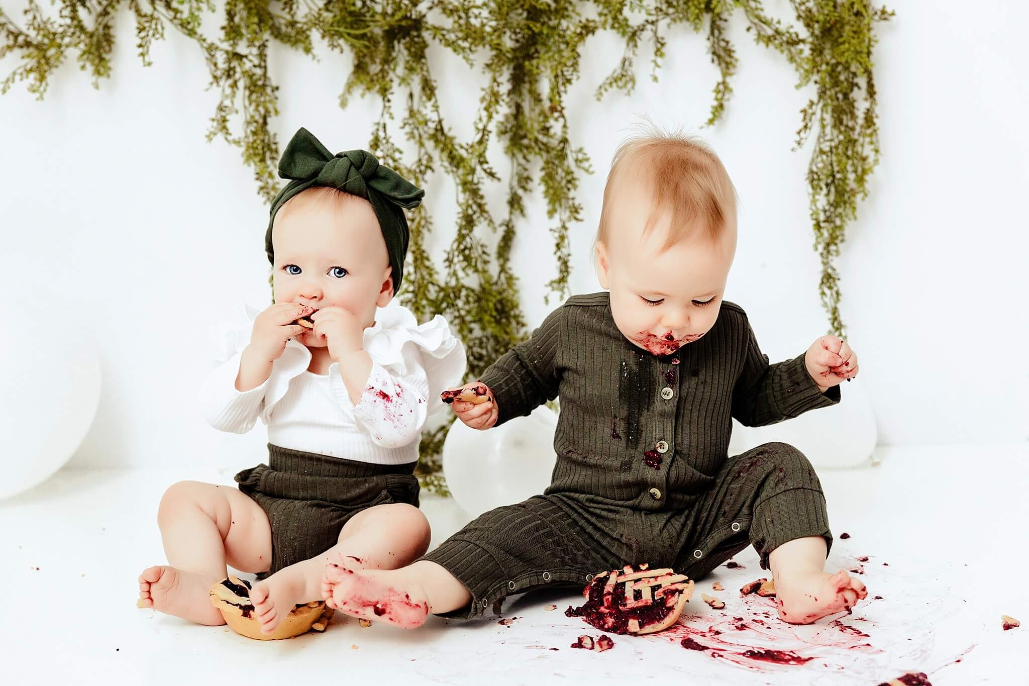 Goodyear AZ Baby photographer, cake smash photography phoenix, baby first birthday photoshoot