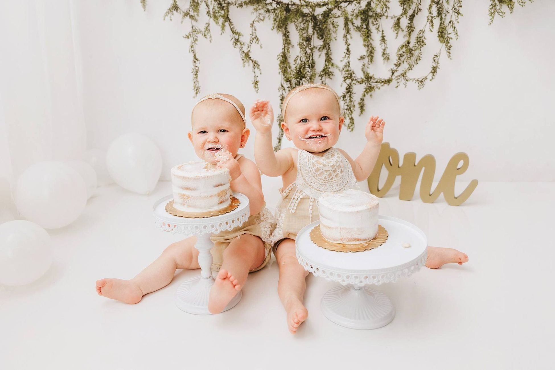 Cake Smash. Phoenix Baby Photographer