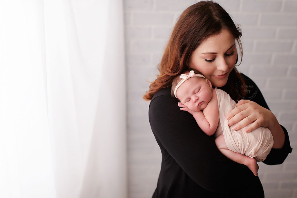 phoenix newborn photographer, newborn photography near me, newborn portraits in phoenix