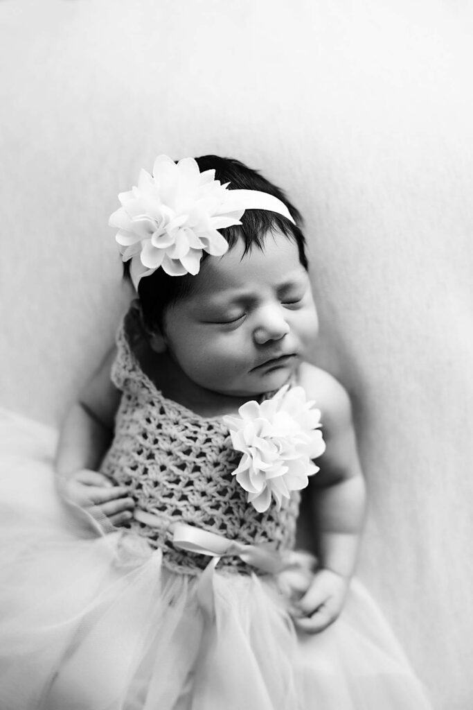 baby photographer in Phoenix, Peoria AZ milestone photography, baby photography packages
