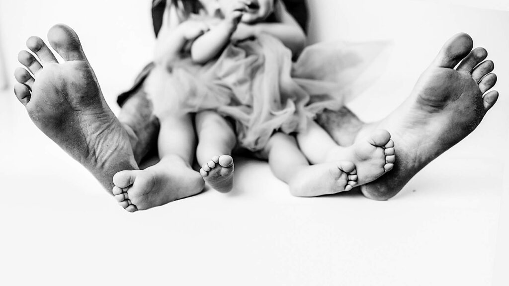 baby photographer in Phoenix, Peoria AZ milestone photography, baby photography packages