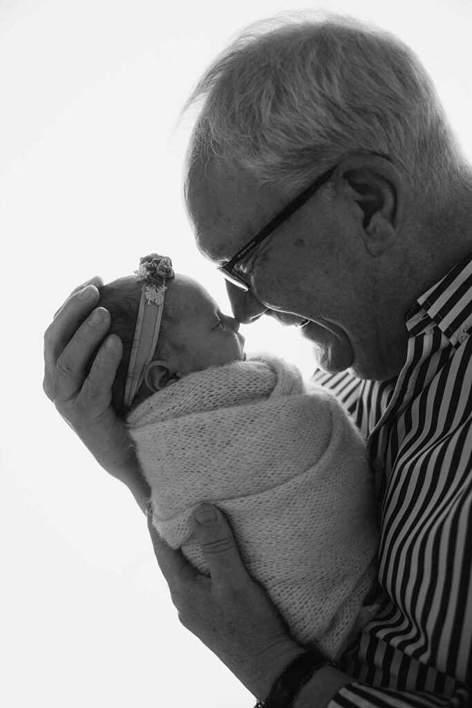 baby photographer in Phoenix, Peoria AZ milestone photography, baby photography packages