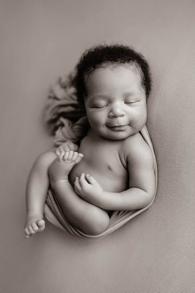newborn photographer Peoria AZ, in home newborn photography Phoenix AZ