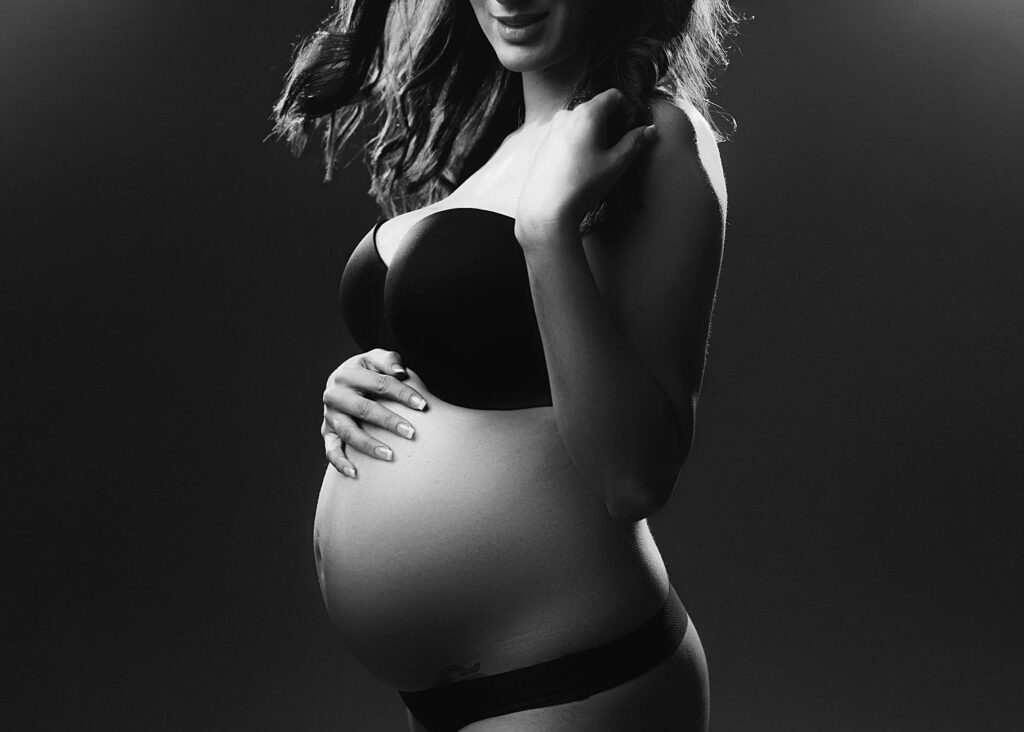 maternity photographer Peoria AZ, in home maternity photography Phoenix AZ