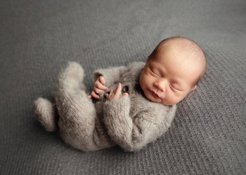 phoenix newborn photographer, newborn photography near me, newborn portraits in phoenix