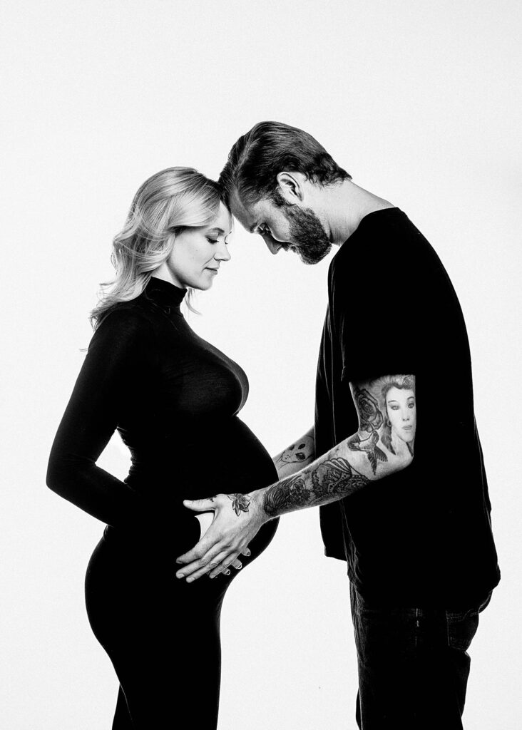 Phoenix maternity photographer, maternity photoshoot Paradise Valley,best maternity photography Buckeye Arizona