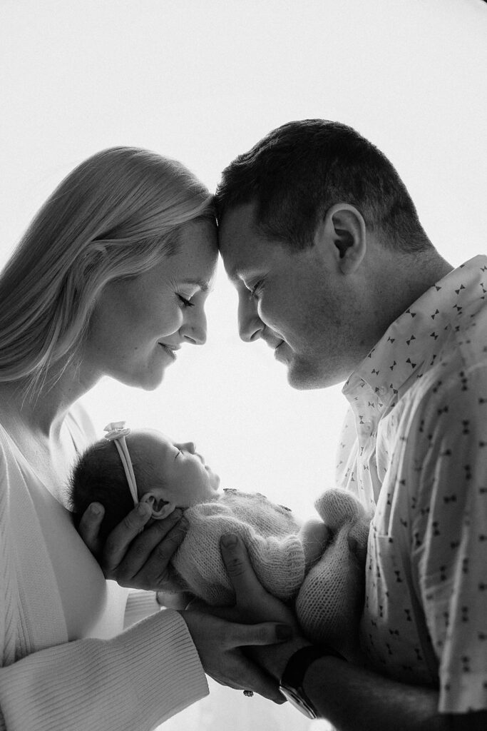 phoenix newborn photography, newborn photographer in Phoenix AZ, newborn portraits Maricopa County