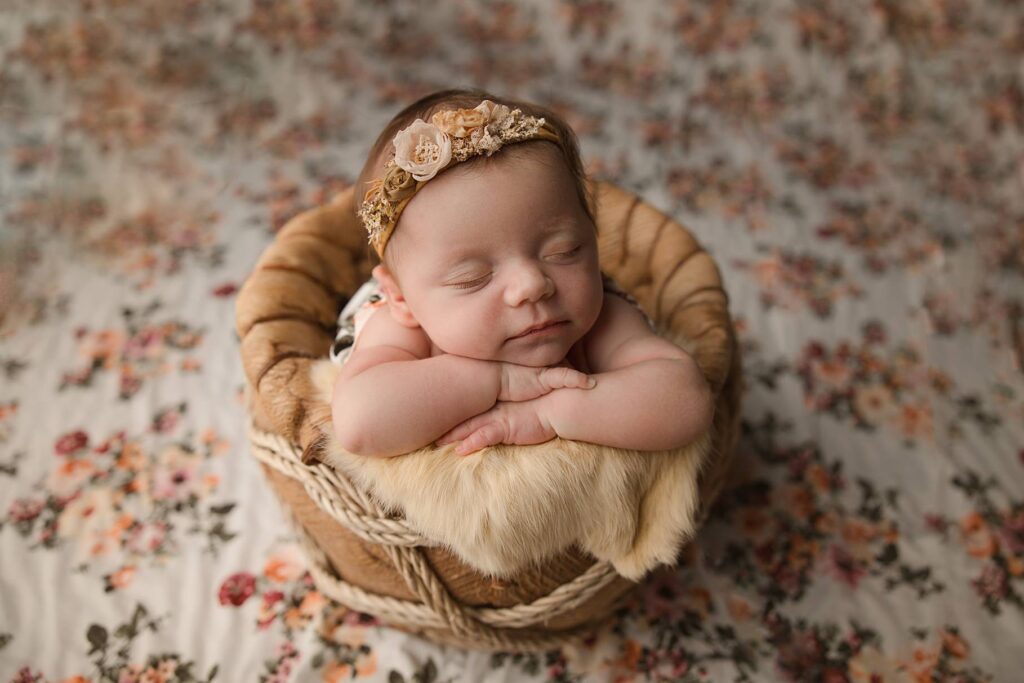 newborn baby photography near me Phoenix, Verrado infant photographer, best newborn photographer Litchfield Park