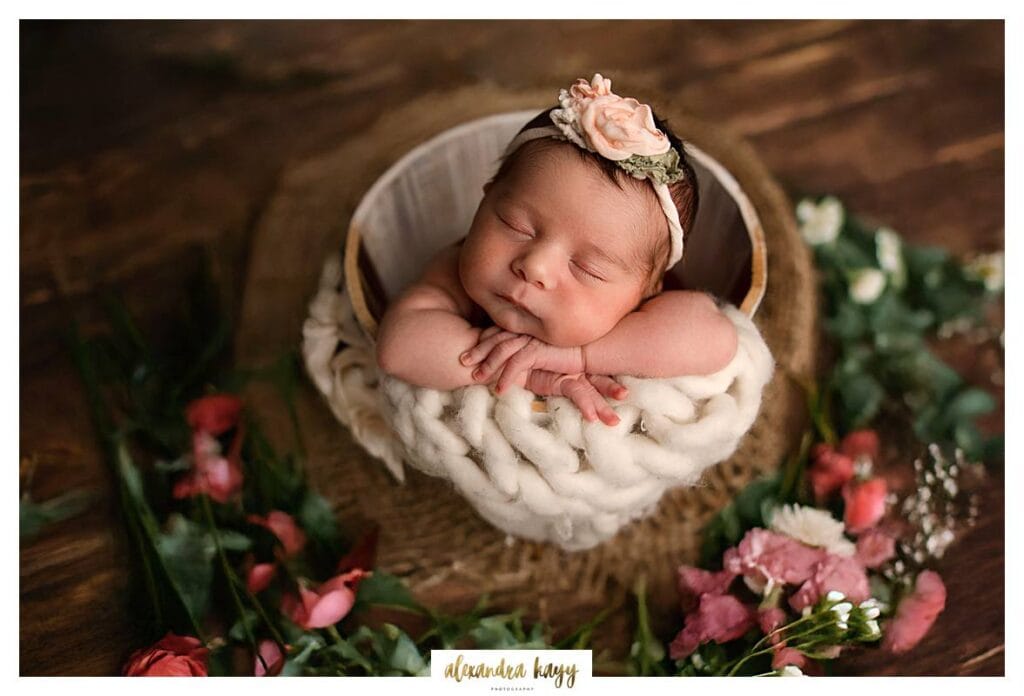mesa newborn photographer, ger newborn photos taken, best Phoenix newborn photographers