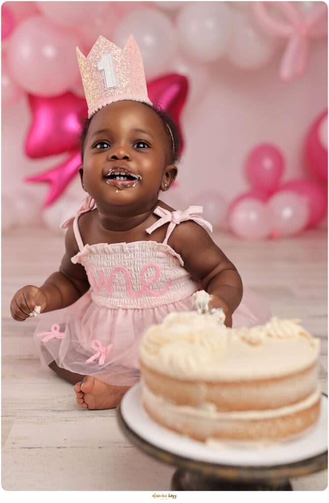 best cake smash photography Goodyear AZ, Phoenix cake smash photographer, baby milestone sessions Litchfield Park