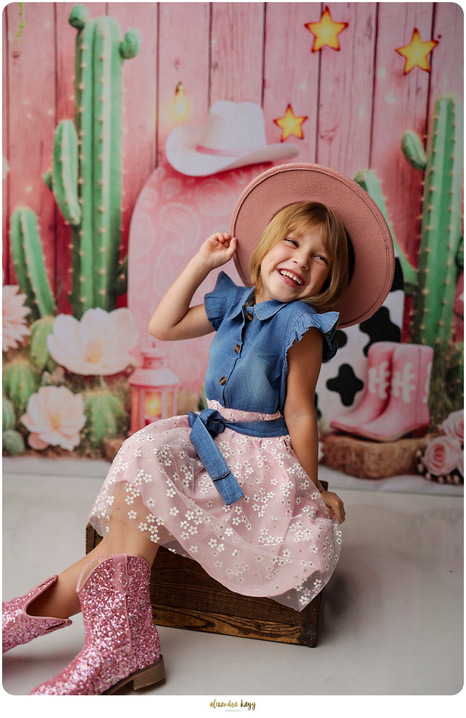 Scottsdale children's photographer, kids photography Phoenix, milestone sessions near me